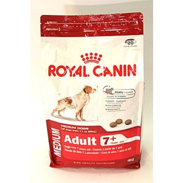 Mazlíčci - Royal canin Kom. Medium Adult 7+  4kg