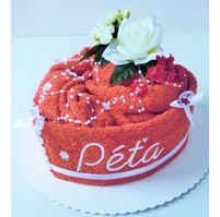 Textilní dort Srdce s vyšitým jménem (výběr ze 20 barev osušek)