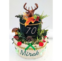 Veratex Textilní dort myslivecký dvoupatrový z ručníku a osušky s jelenem (s výšivkou jména přezdívky)